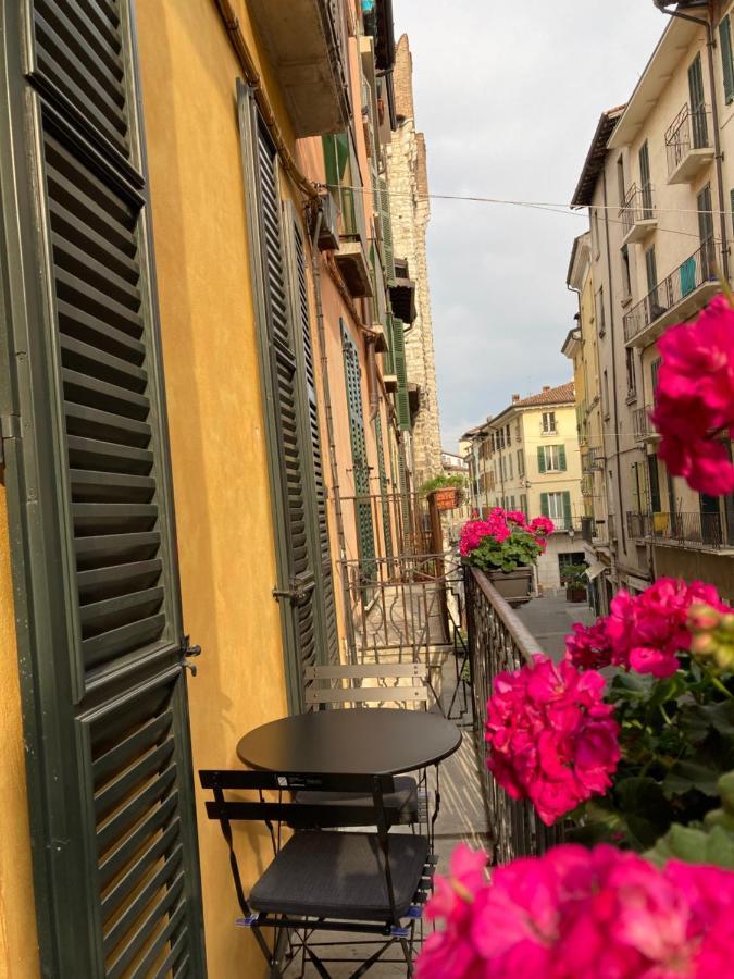 Casa Roveglia Appartement Brescia Buitenkant foto